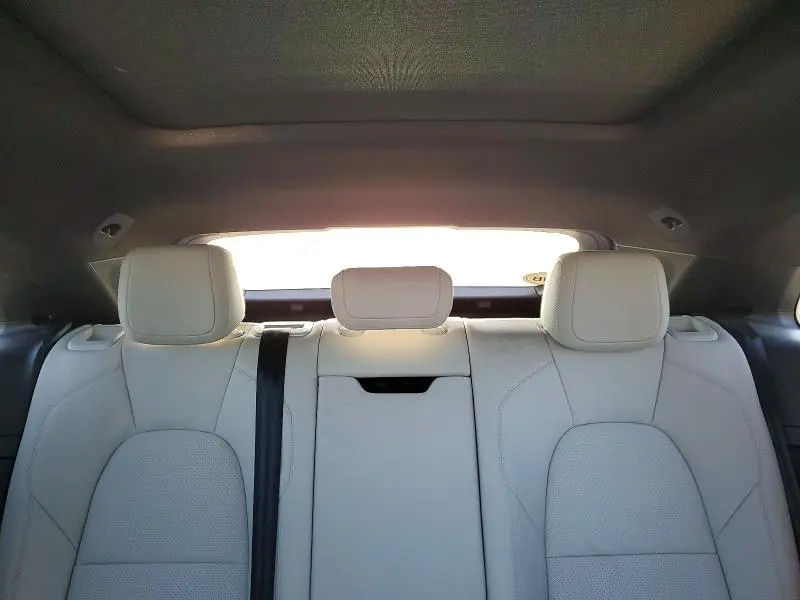 2024 PORSCHE MACAN 4  