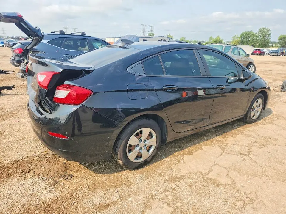 2018 CHEVROLET CRUZE LS  
