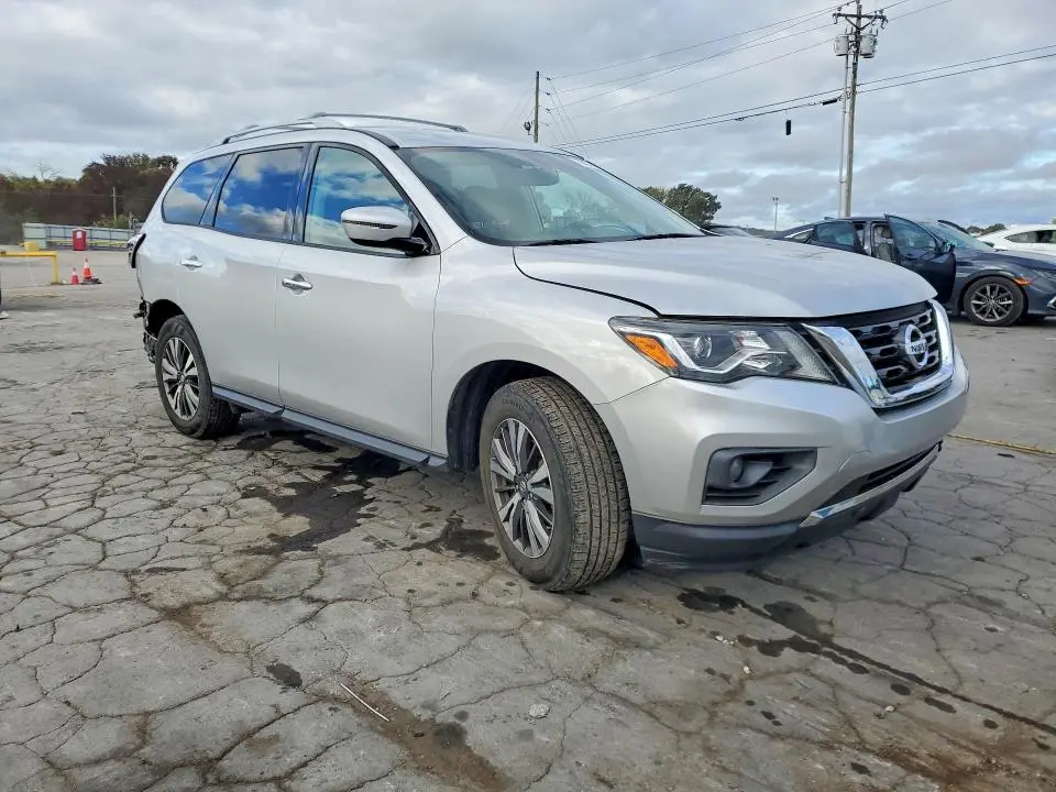 2019 NISSAN PATHFINDER SV  