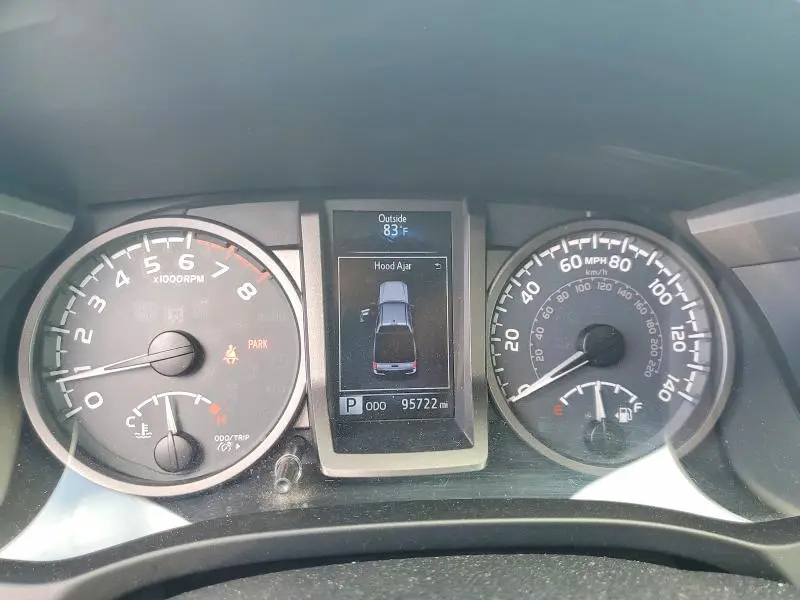 2017 TOYOTA TACOMA SR V6  