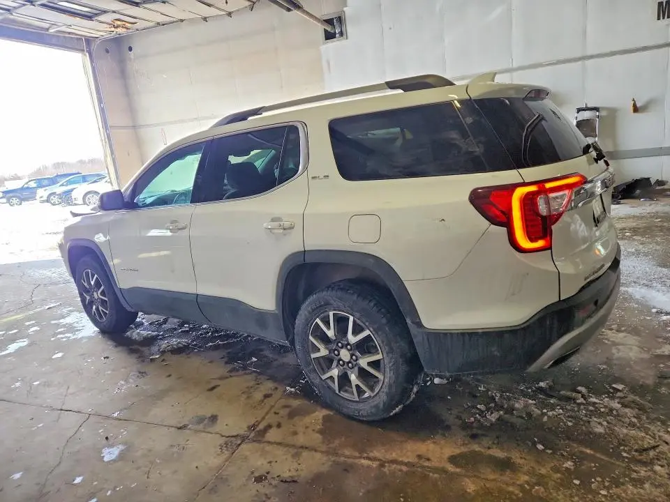 2022 GMC ACADIA SLE  