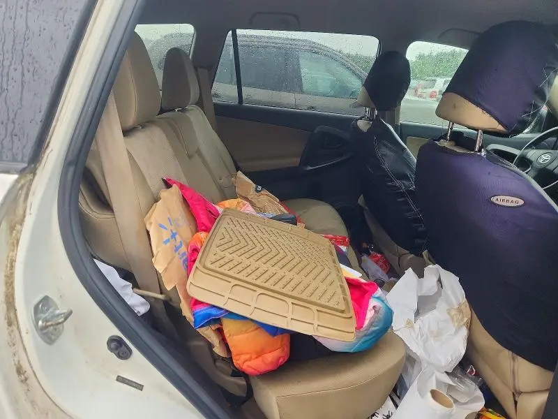 2011 TOYOTA RAV4 BASE  
