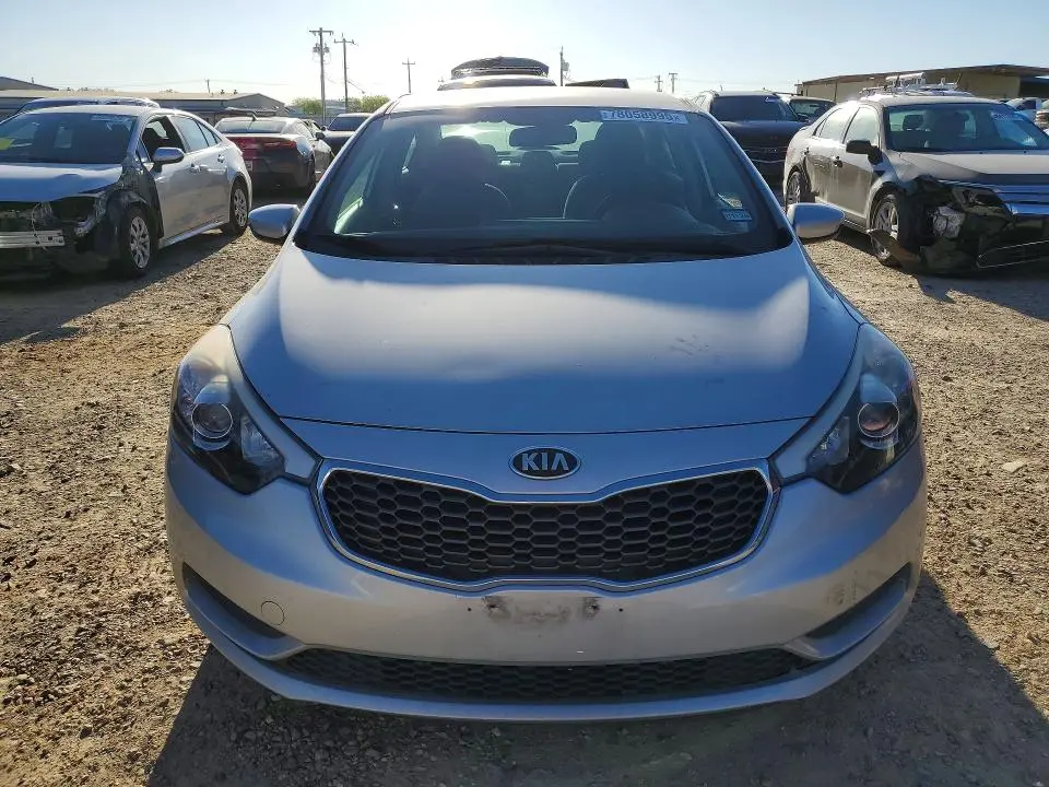 2016 KIA FORTE LX  