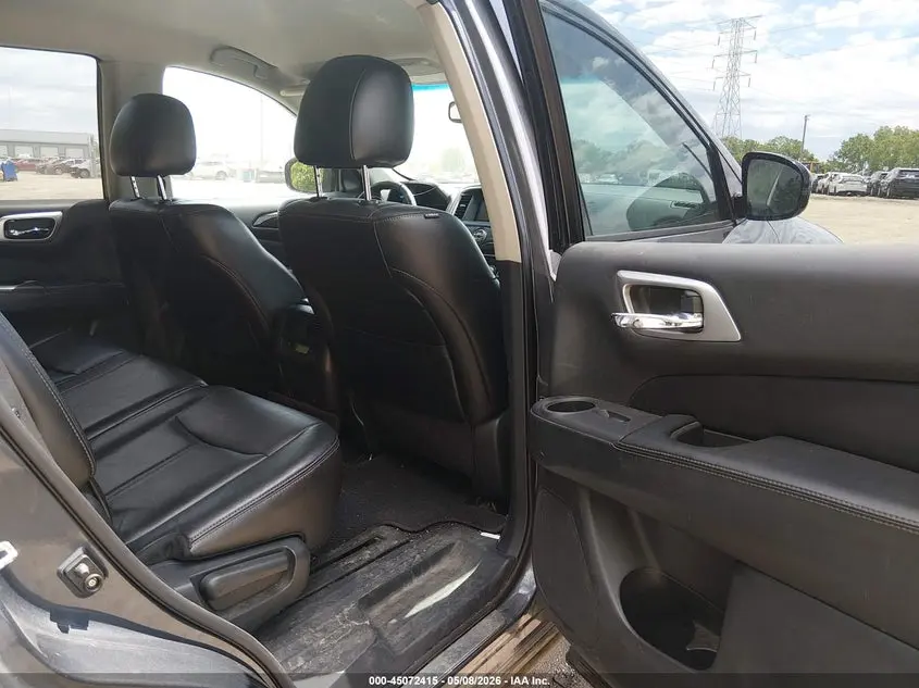 2013 NISSAN PATHFINDER SL