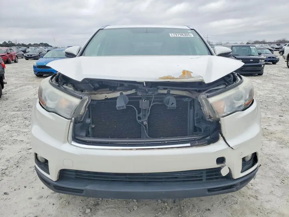 2015 TOYOTA HIGHLANDER XLE  