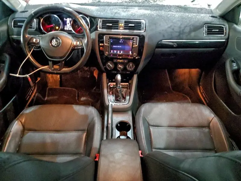2016 VOLKSWAGEN JETTA SEL  