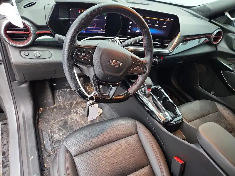 2025 CHEVROLET TRAX 2RS  