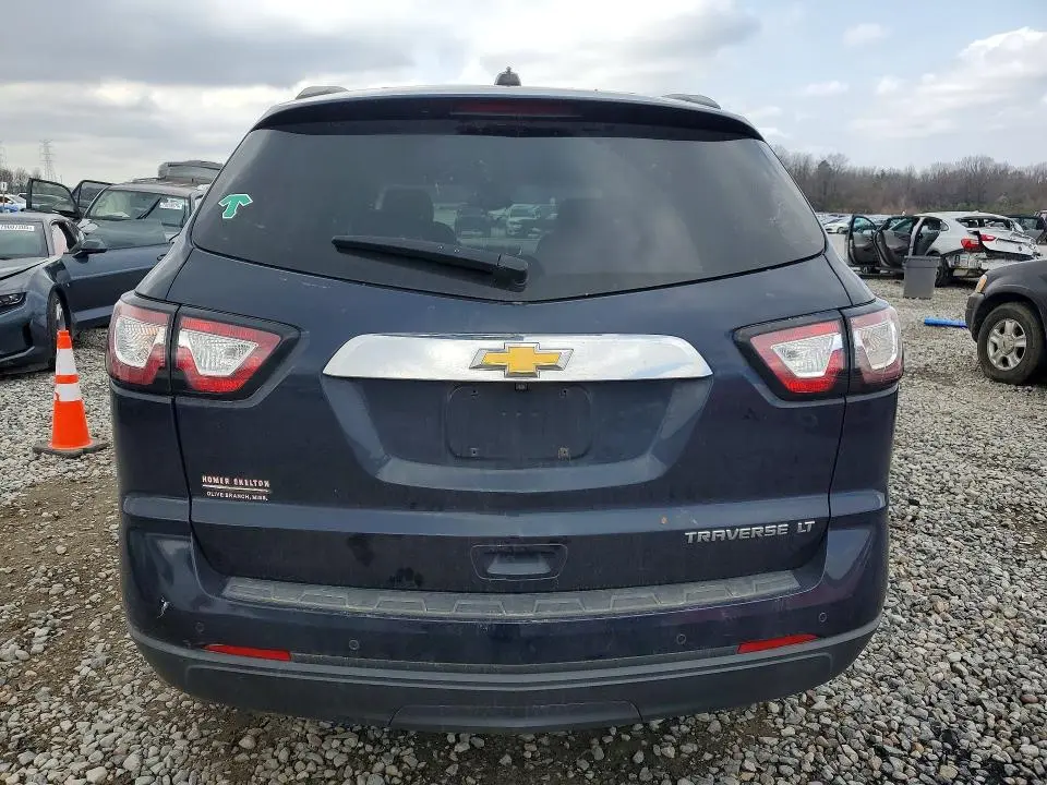 2016 CHEVROLET TRAVERSE LT  
