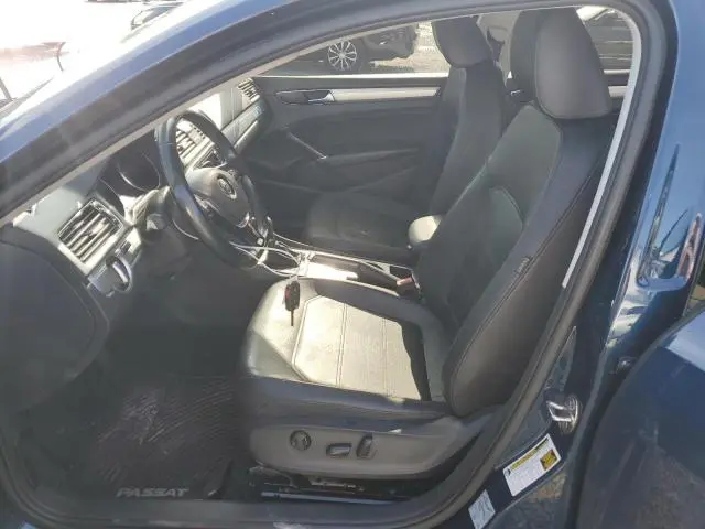 2019 VOLKSWAGEN PASSAT WOLFSBURG  