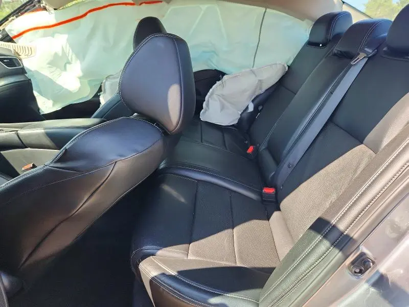 2021 NISSAN MAXIMA SV  