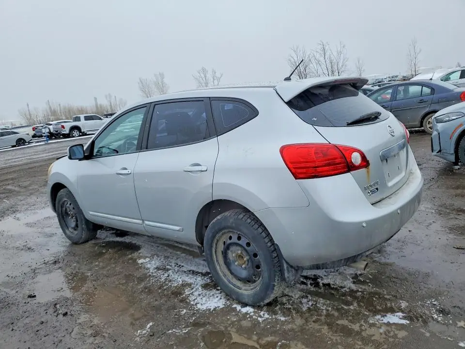 2013 NISSAN ROGUE S  