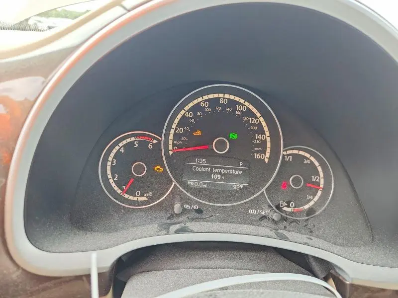 2013 VOLKSWAGEN BEETLE   