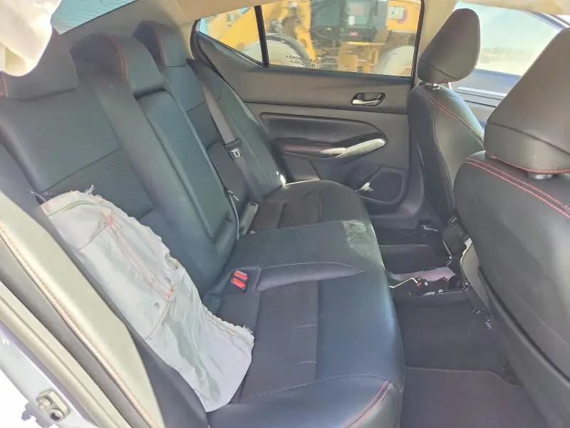 2024 NISSAN ALTIMA SR  
