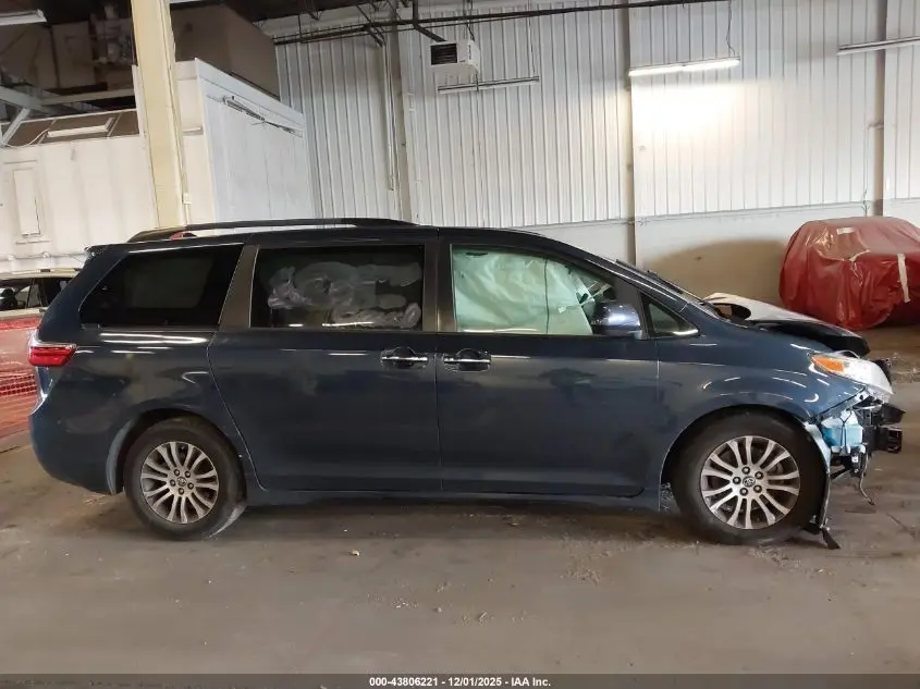 2019 TOYOTA SIENNA XLE 7 PASSENGER