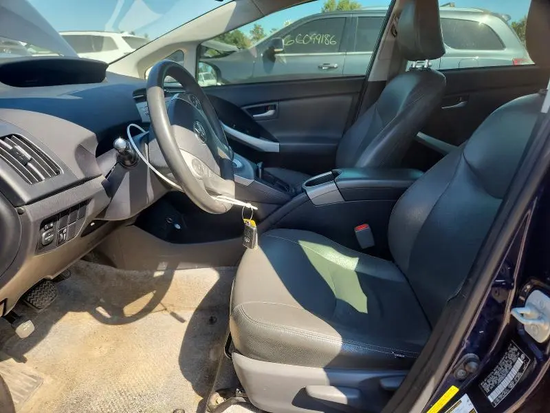 2015 TOYOTA PRIUS TWO  