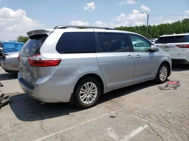 2015 TOYOTA SIENNA XLE  