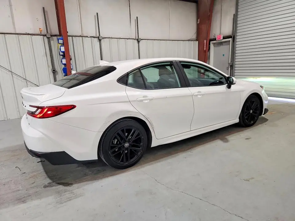 2025 TOYT CAMRY SE