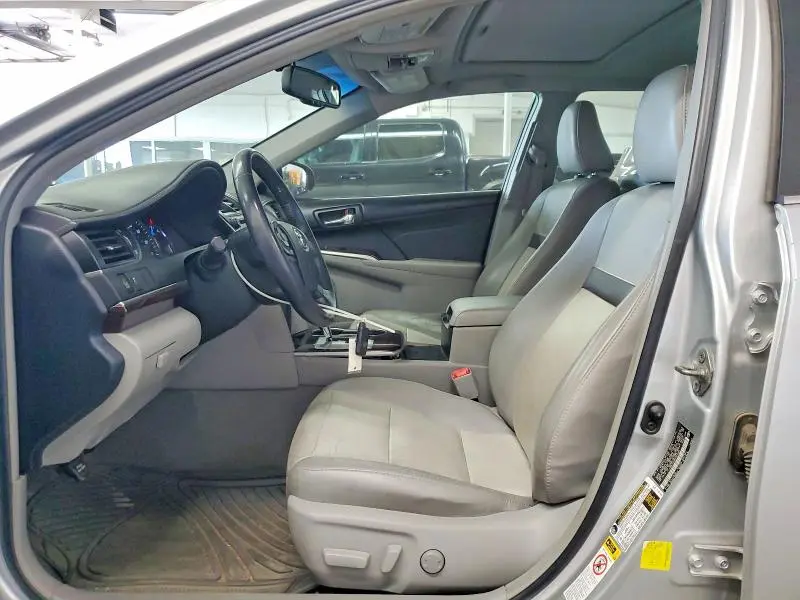 2014 TOYOTA CAMRY XLE V6  