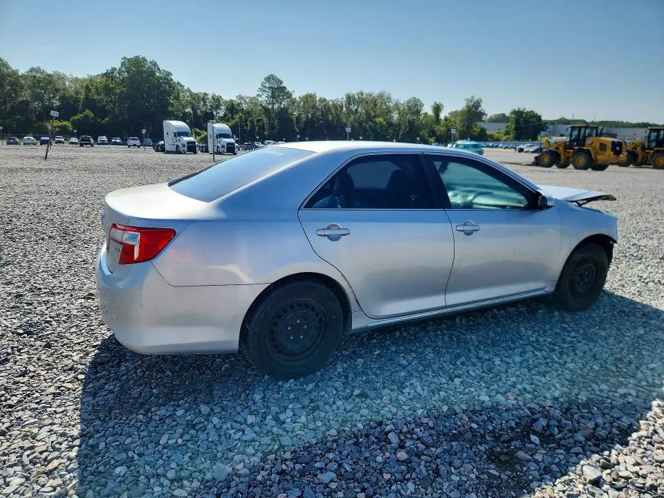 2012 TOYOTA CAMRY LE  