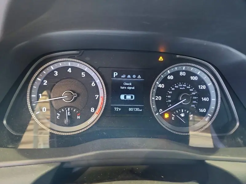 2021 HYUNDAI SONATA SE  
