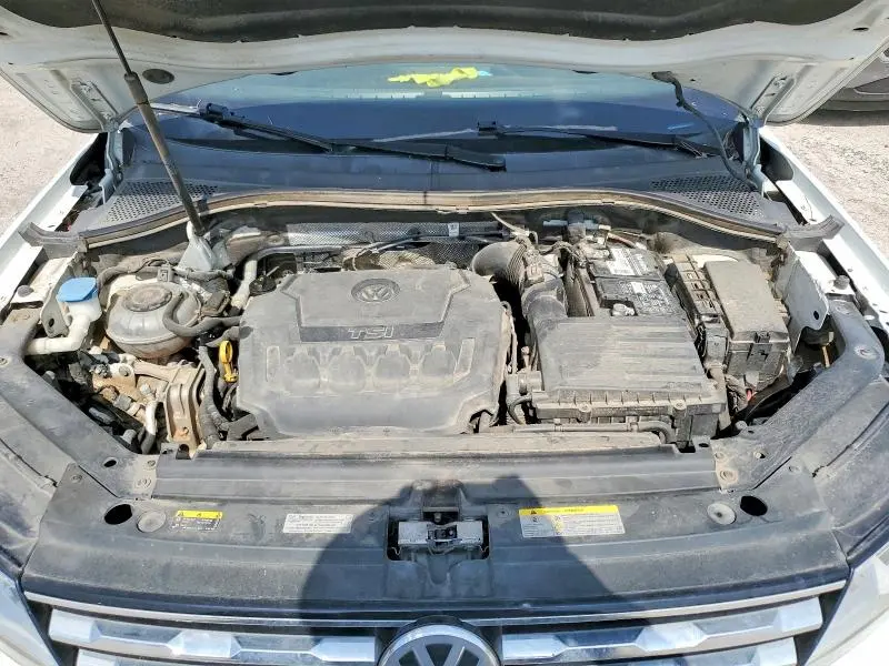 2021 VOLKSWAGEN TIGUAN SE  