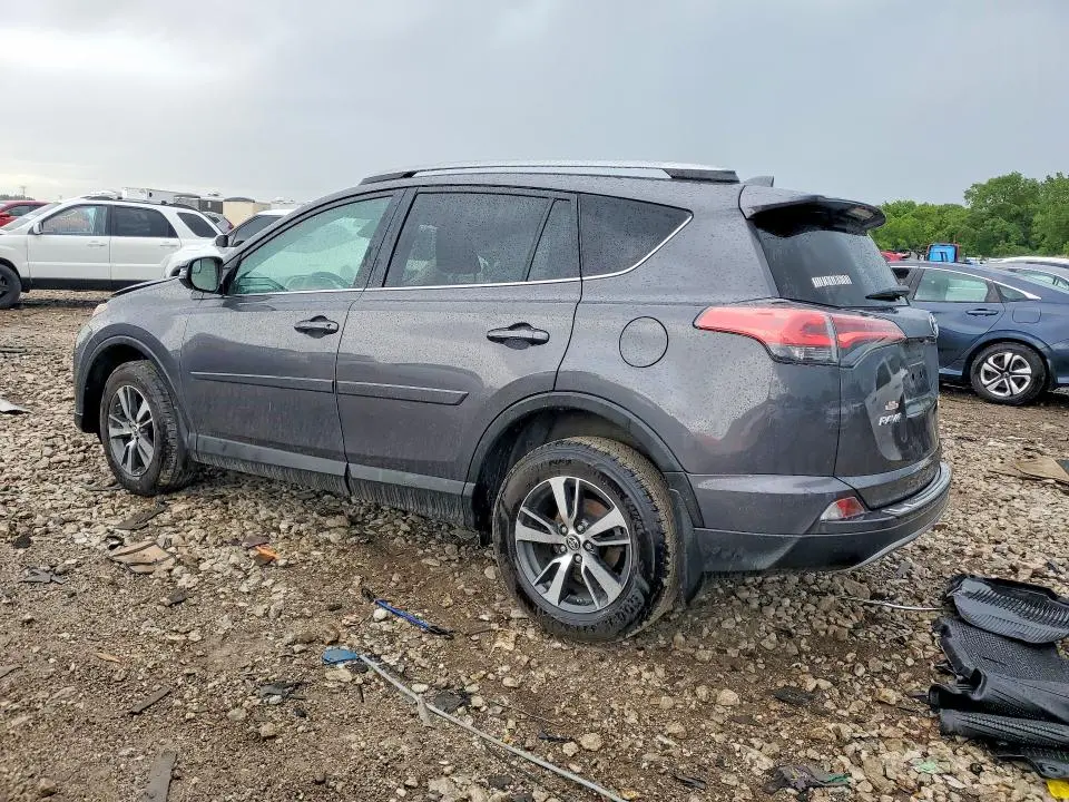 2017 TOYOTA RAV4 XLE  