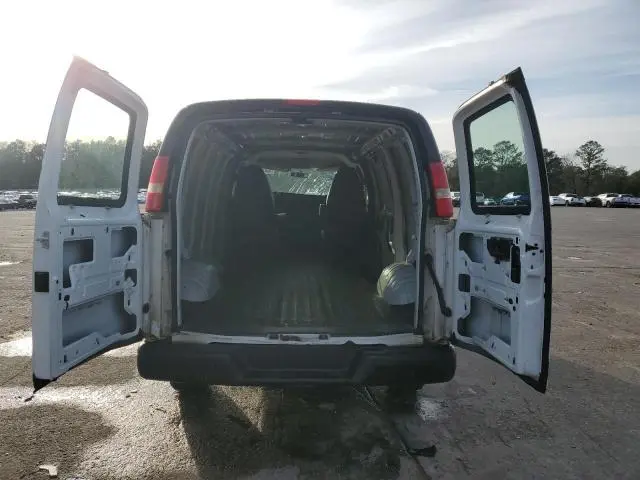 2012 CHEVROLET EXPRESS G2500   