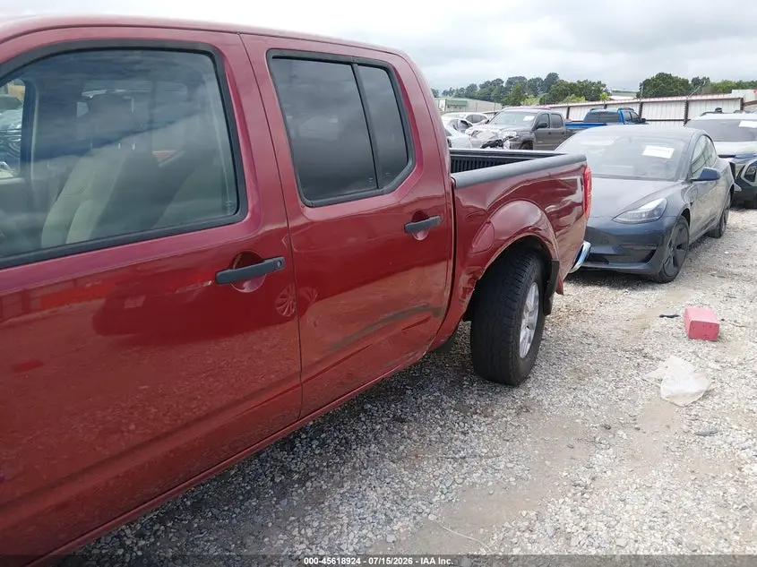 2017 NISSAN FRONTIER SV