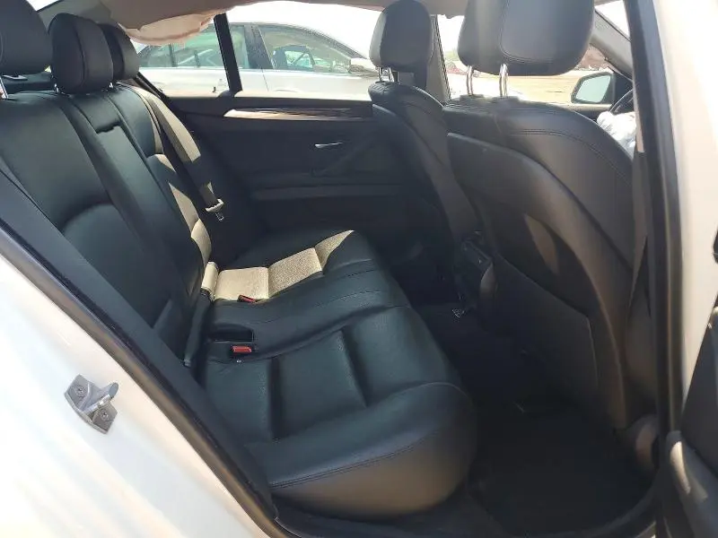 2015 BMW 528 XI  