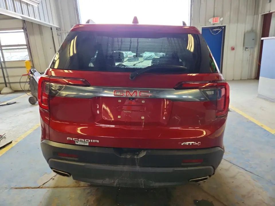 2023 GMC ACADIA AT4  