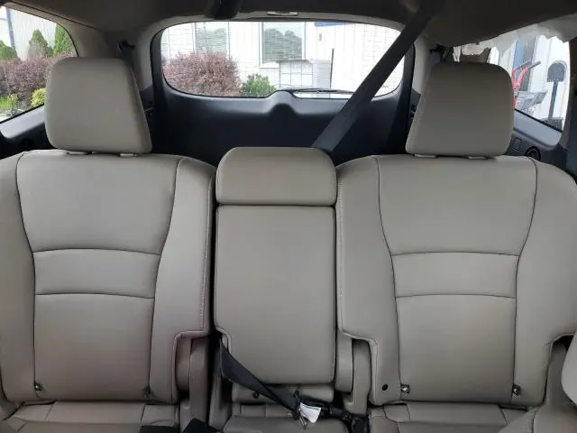 2022 HONDA PILOT SE  