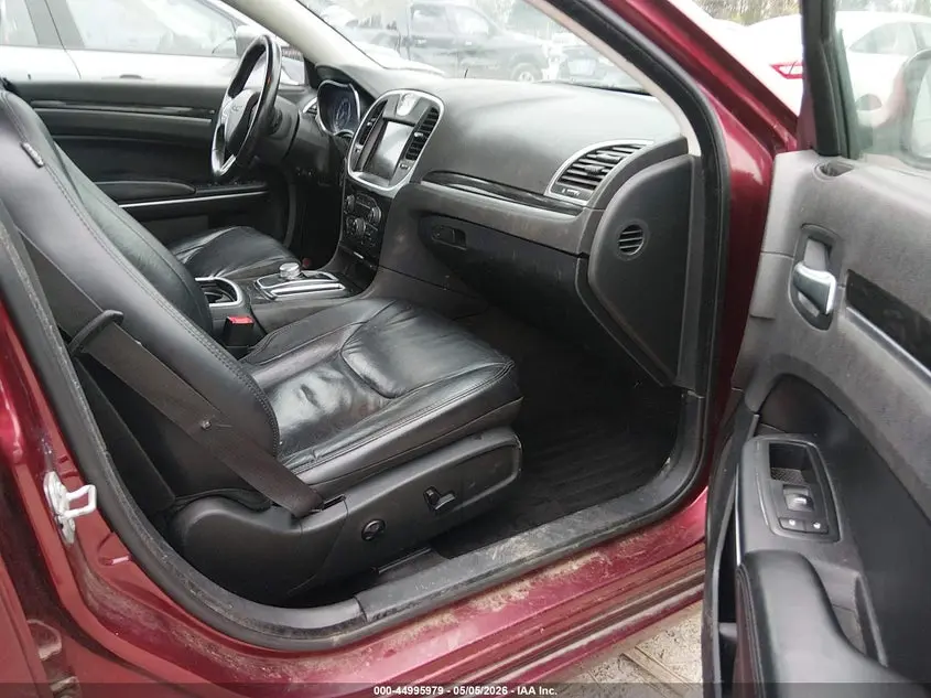 2015 CHRYSLER 300 LIMITED