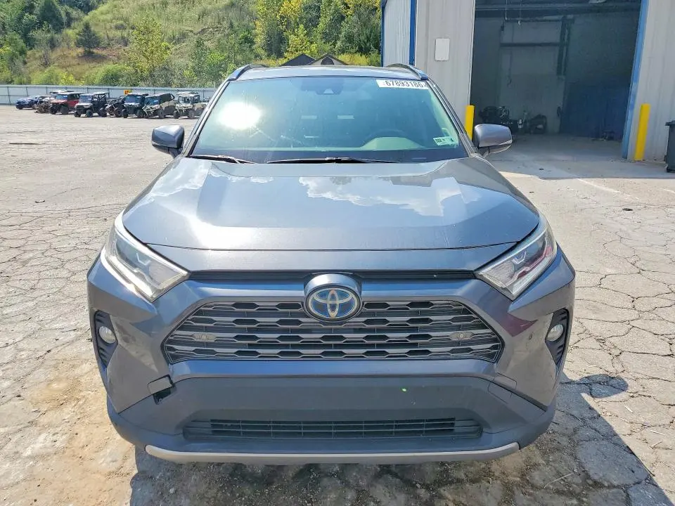 2019 TOYOTA RAV4 LIMITED  