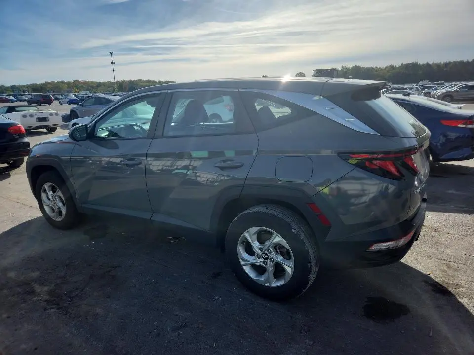 2024 HYUNDAI TUCSON SE  