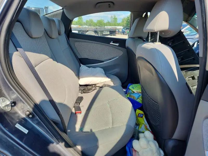 2012 HYUNDAI ACCENT GLS  