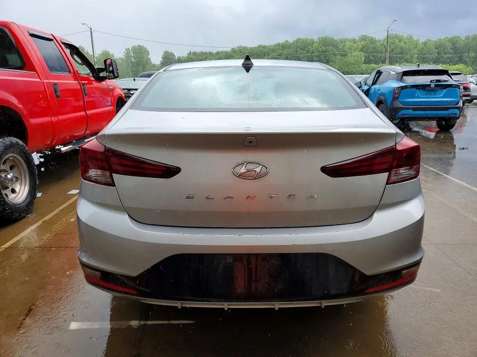 2020 HYUNDAI ELANTRA   