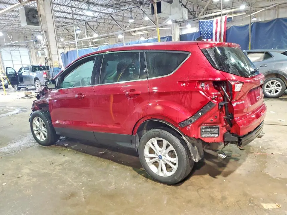 2019 FORD ESCAPE SE  