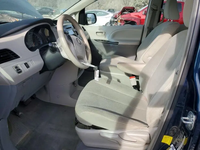 2012 TOYOTA SIENNA BASE 7-PASSENGER  