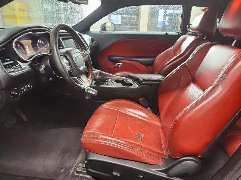 2017 DODGE CHALLENGER SXT  