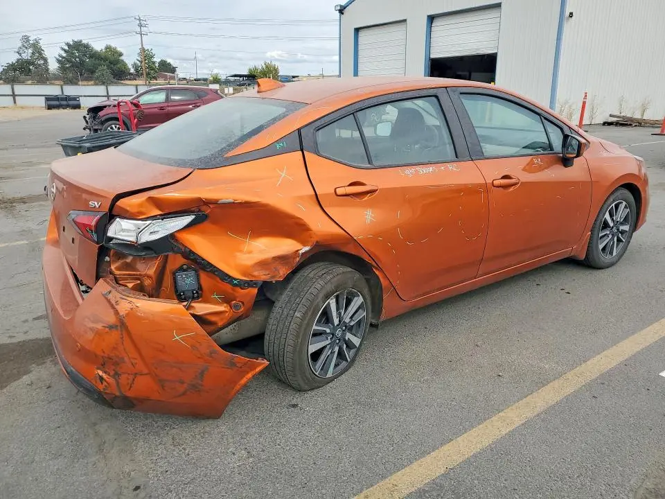 2022 NISSAN VERSA SV  