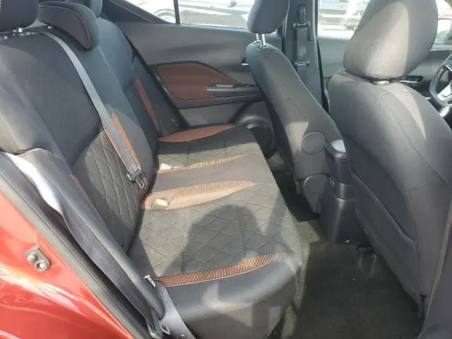 2020 NISSAN KICKS SR  