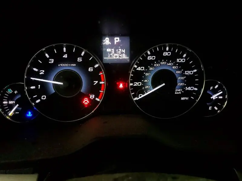 2011 SUBARU OUTBACK 2.5I PREMIUM  