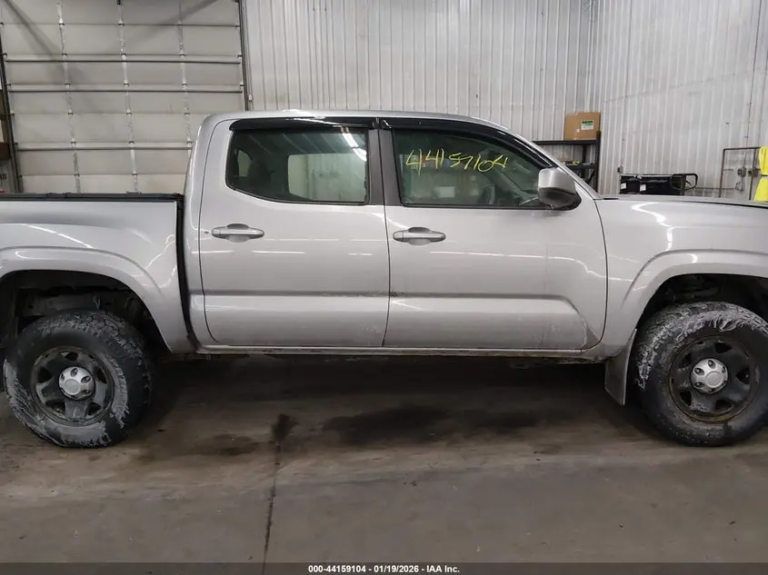 2016 TOYOTA TACOMA SR V6