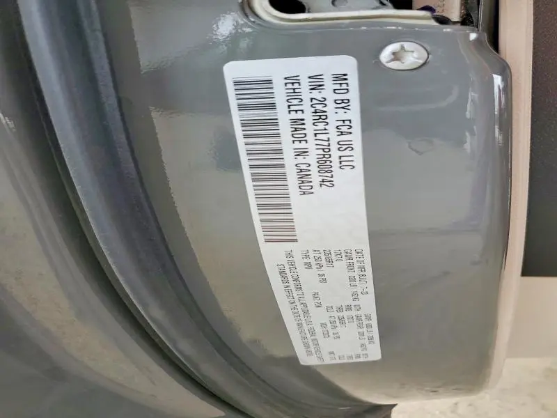 2023 CHRYSLER PACIFICA HYBRID TOURING L  