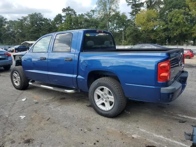 2011 DODGE DAKOTA SLT  