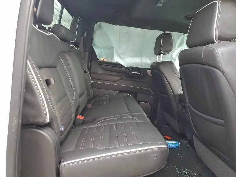 2025 GMC SIERRA K2500 AT4X  