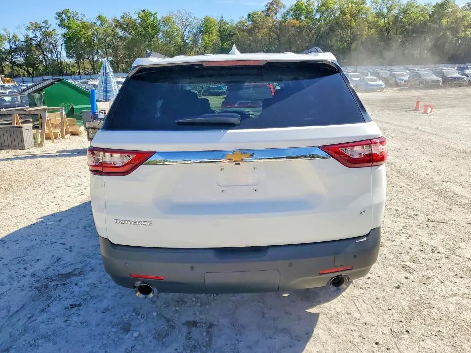 2019 CHEVROLET TRAVERSE LT  