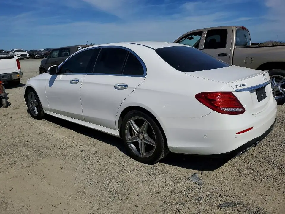 2017 MERCEDES-BENZ E 300  
