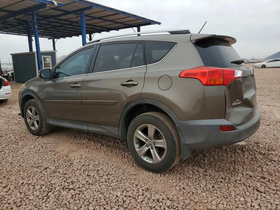 2015 TOYOTA RAV4 XLE  