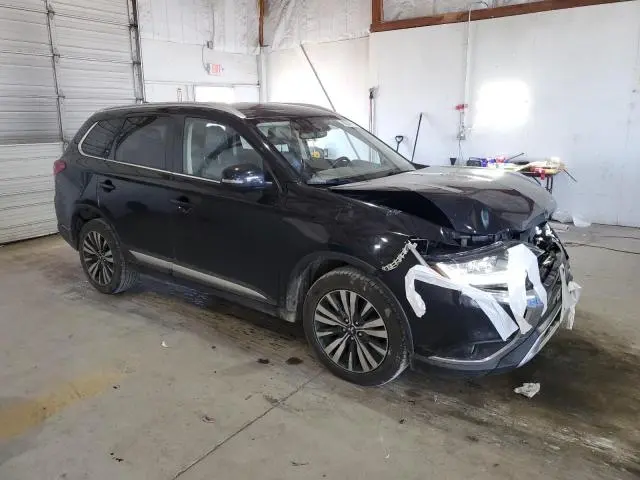 2020 MITSUBISHI OUTLANDER SE  